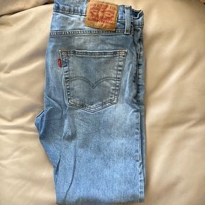 Levi jeans
